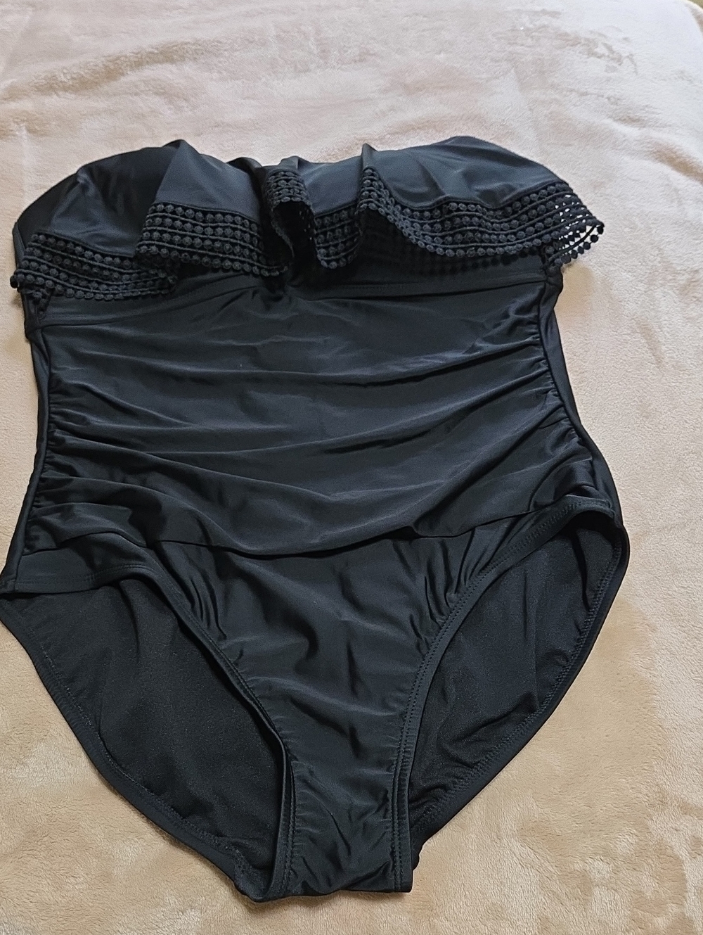 Kona Sol Black One-Piece Swimwear with Ruffle Trim